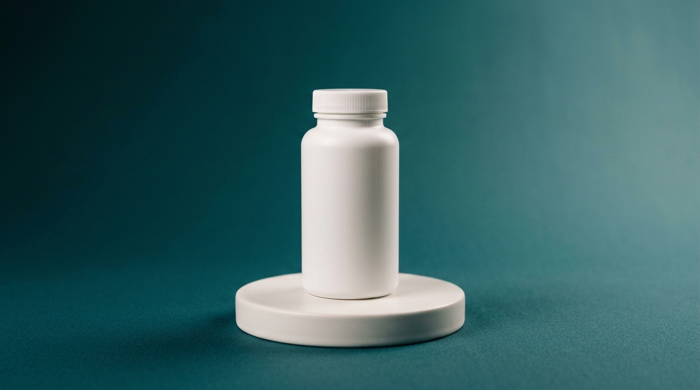 A vetted renal-care nutrition product photographed in a clean clinical setting